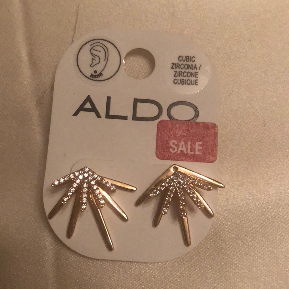 Aldo gold earrings NWT $12 Bundle only!